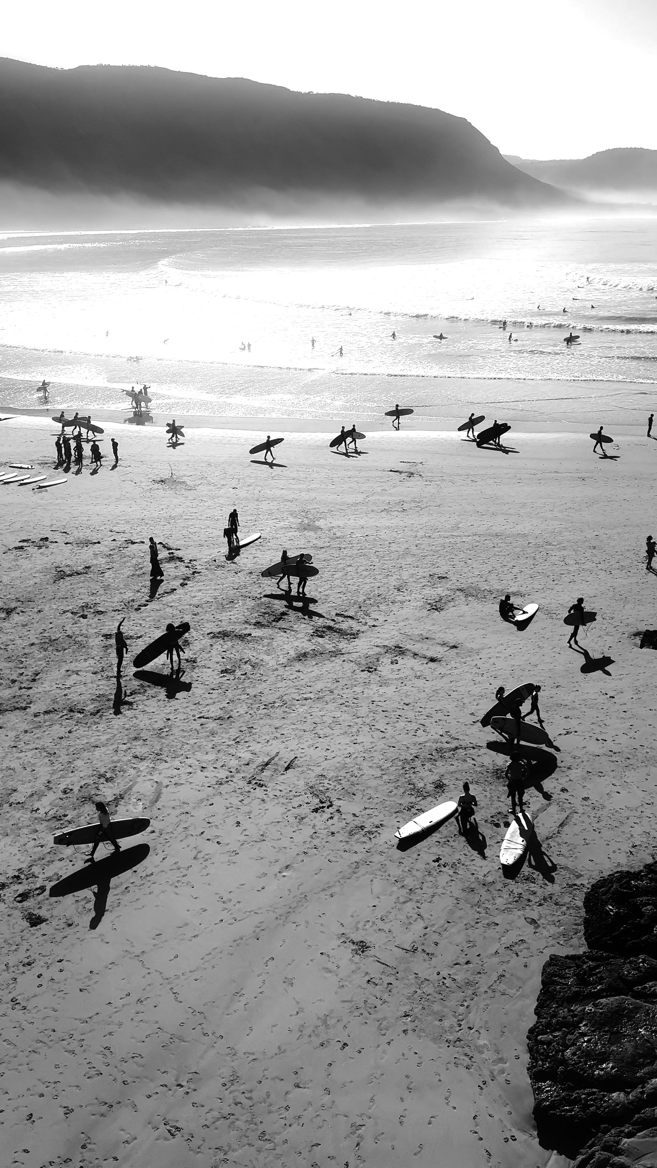 Hero image - Surfers